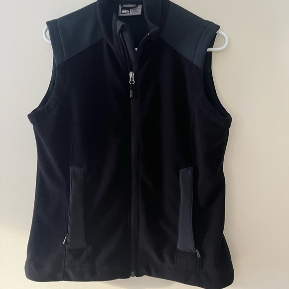 REI Jackets & Blazers - Fleece Vest by REI, Black, Women’s Medium.